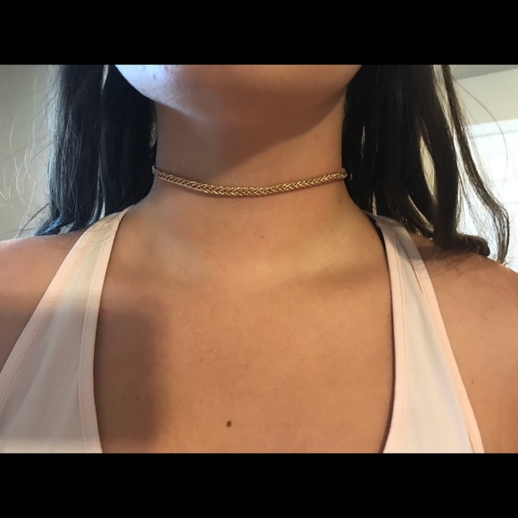 Chokers - Picture 11 of 12